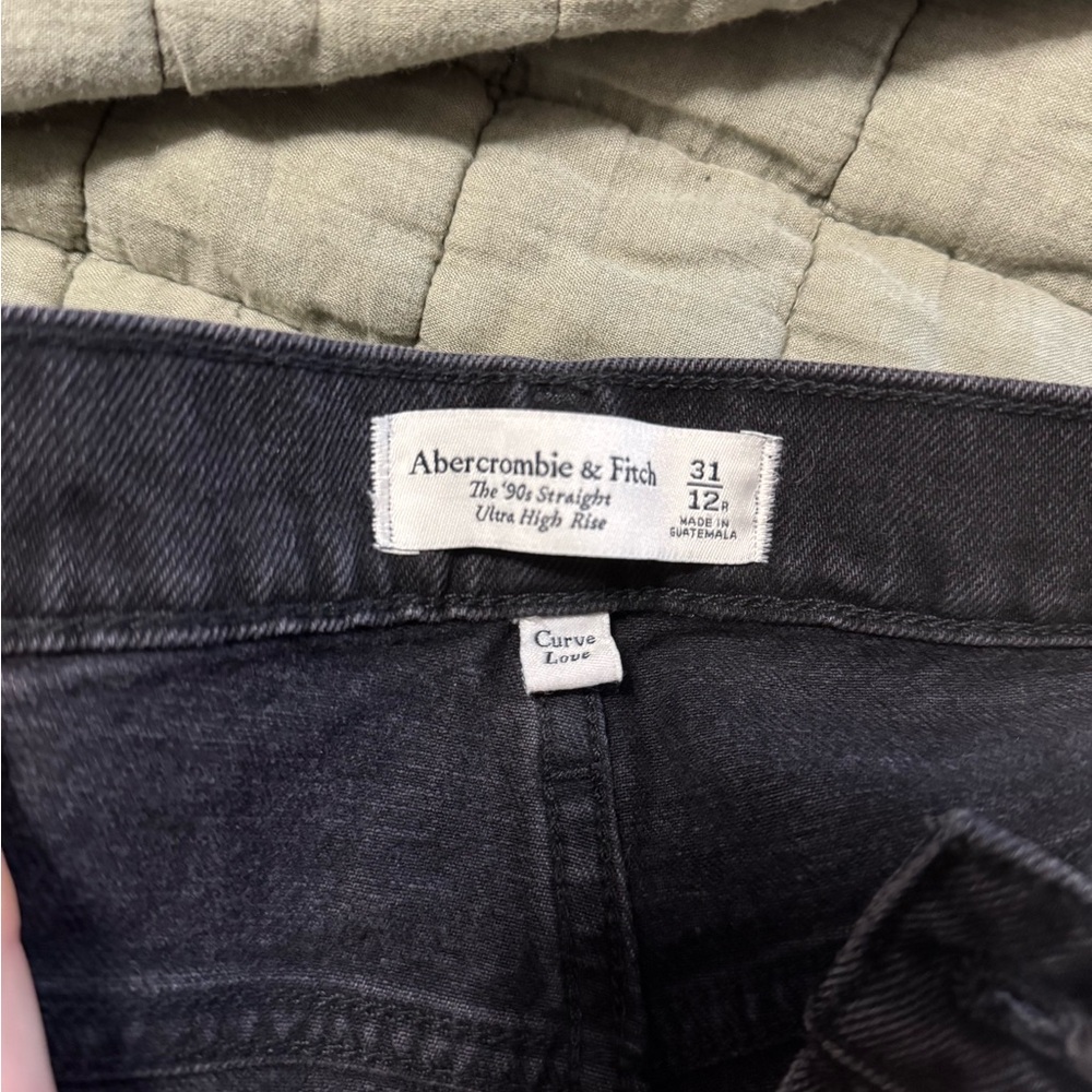Abercrombie & Fitch Ultra High Rise Jeans